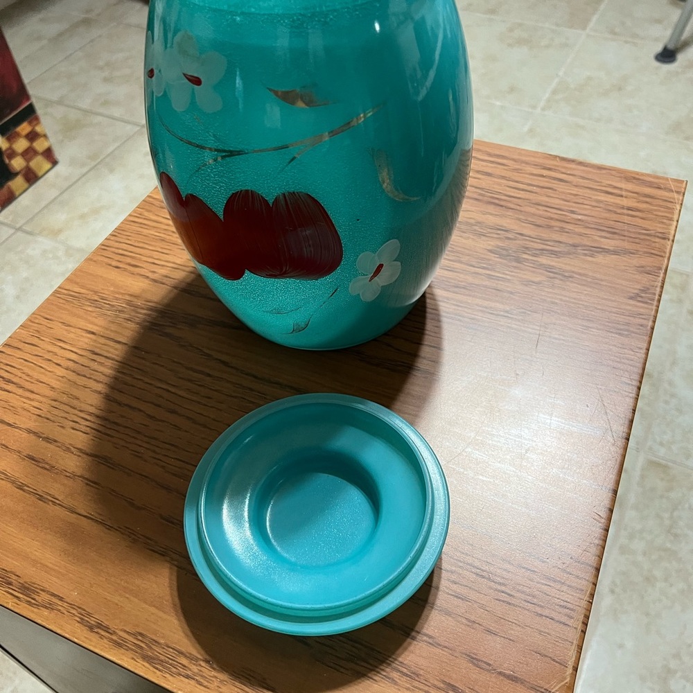 Vintage cookie jar